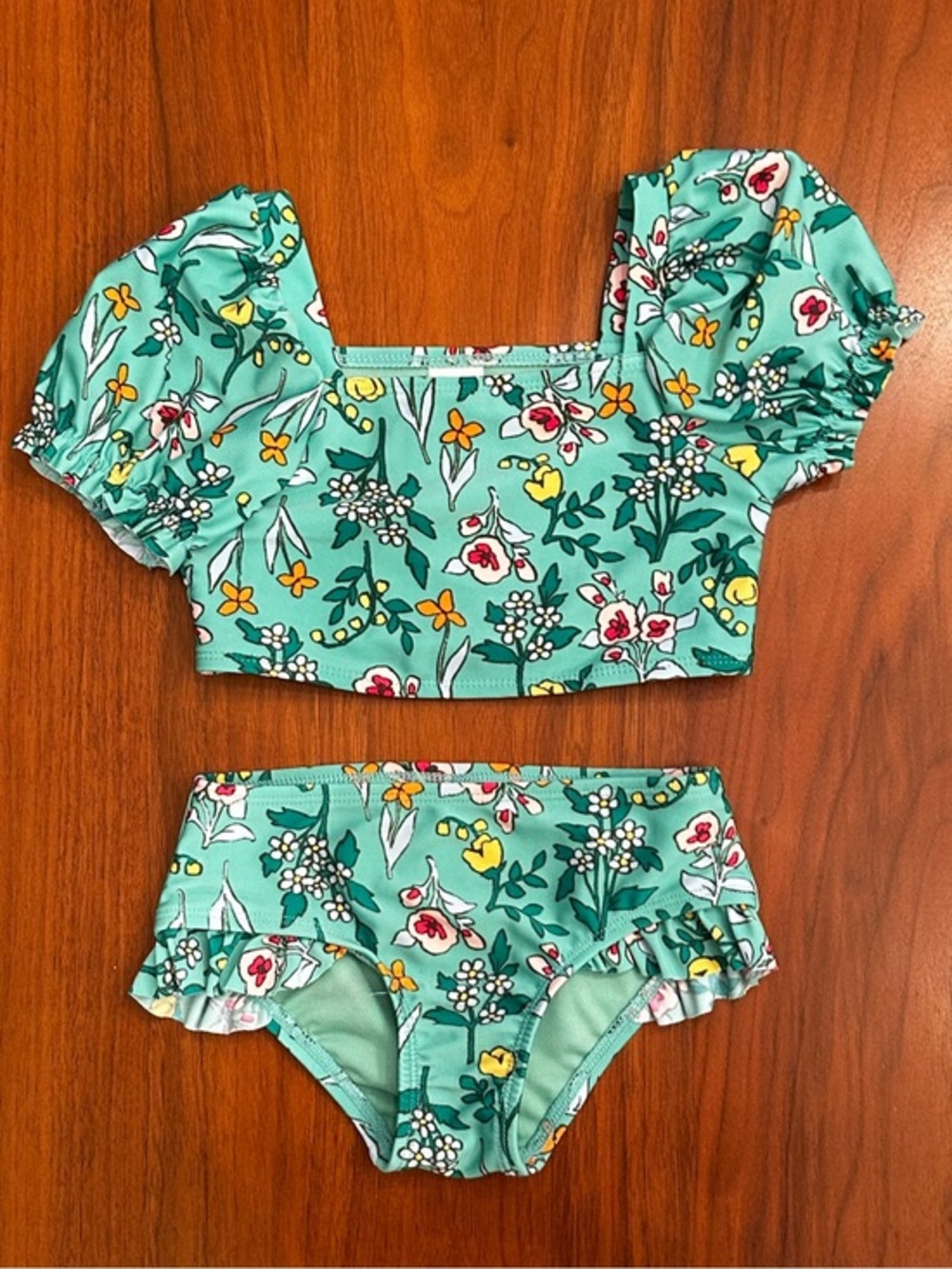 Green/Turquoise Floral Two Piece Swim Set with Ruffle detail size 4T